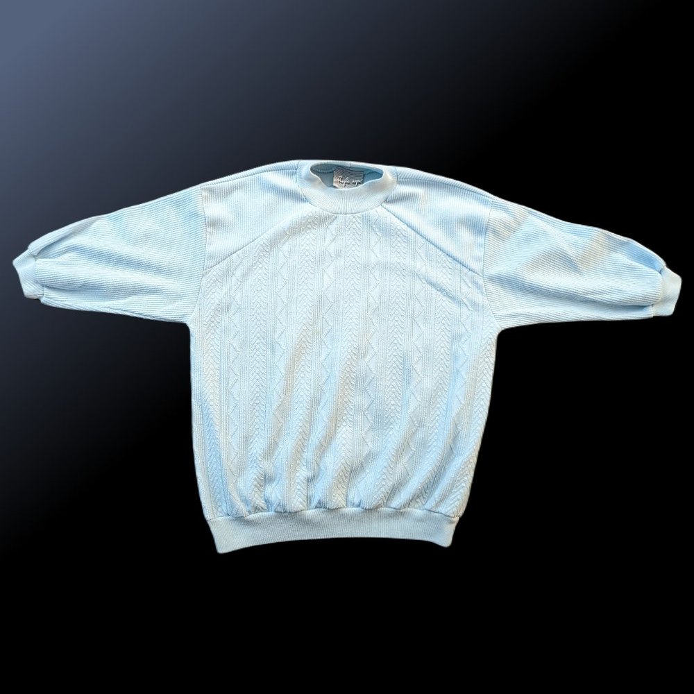 Style Up -- Minty Blue Top w/ Texturing -- Small